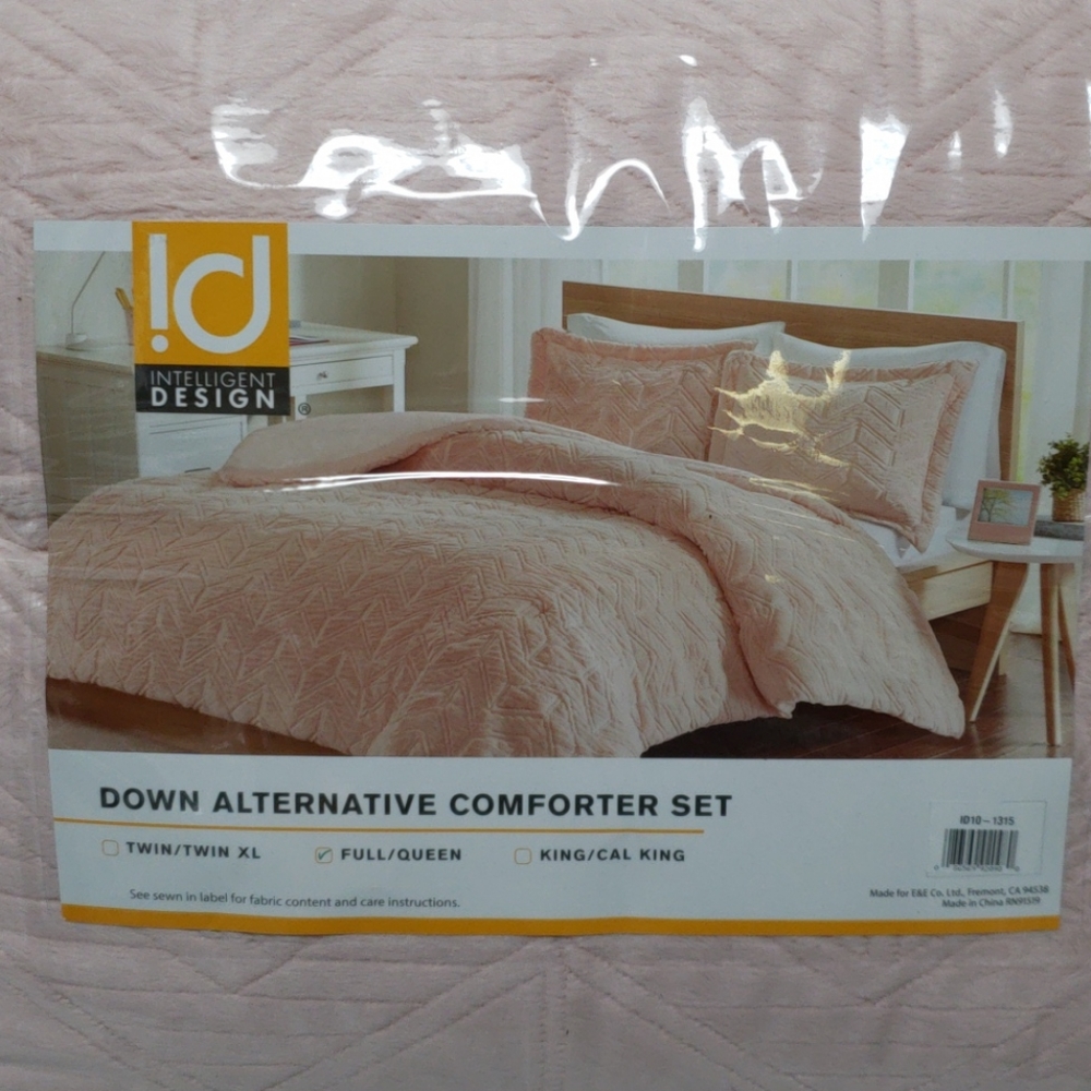 Intelegent design full/queen comforter set